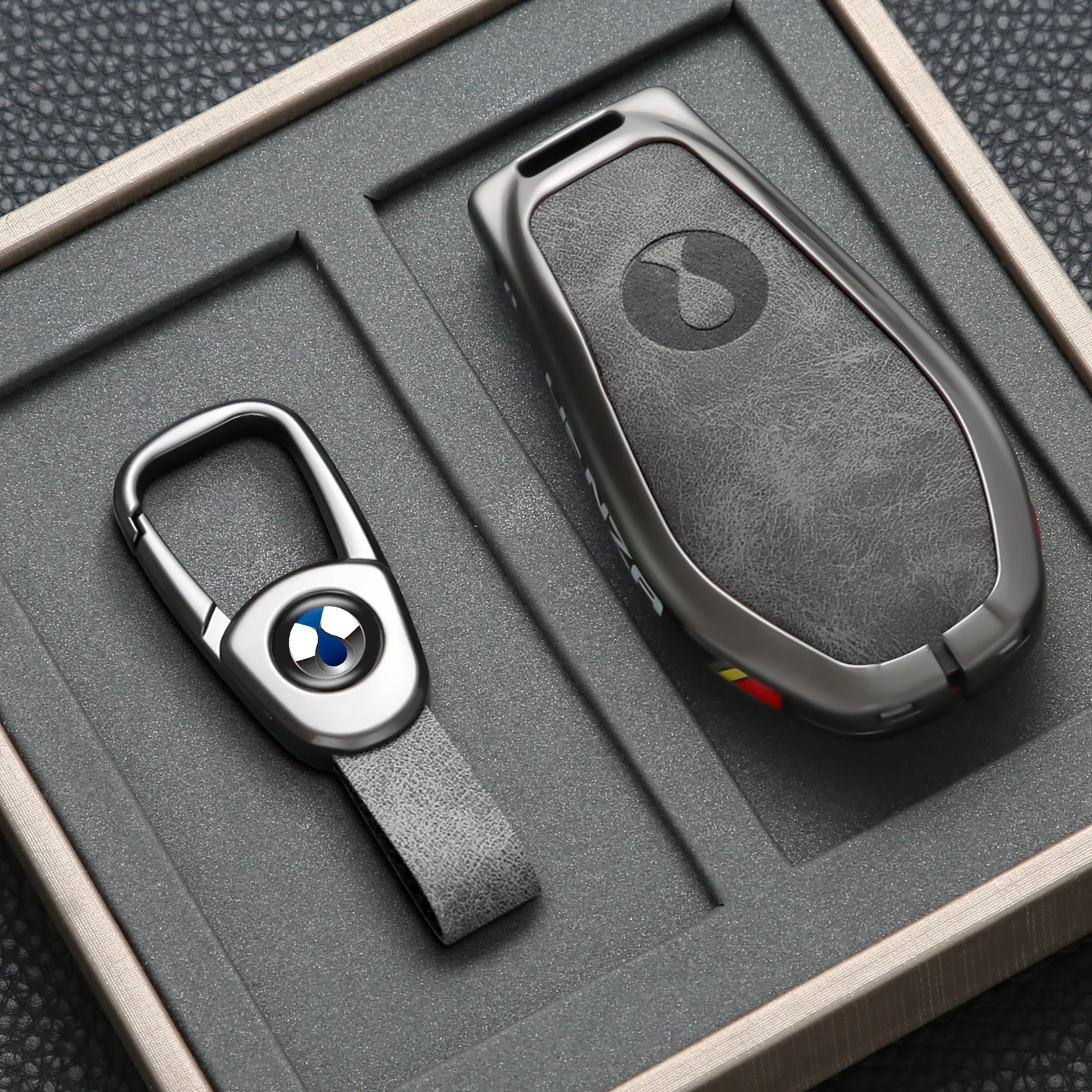 

Чехол для ключей от машины Denza N9, умный защитный чехол для дистанционного ключа, кожаный чехол для ключей от машины, брелок для ключей из цинкового сплава, аксессуары для интерьера