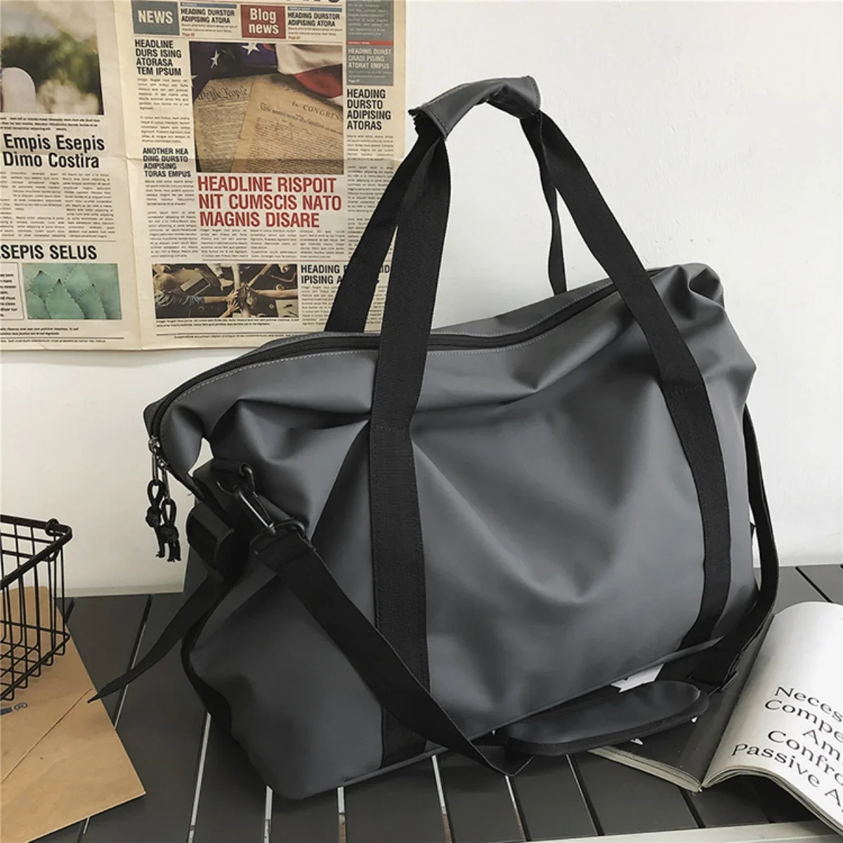 Handheld travel bag, large capacity sports and fitness bag, lightweight storage luggage bag, one shoulder crossbody travel bag image 5