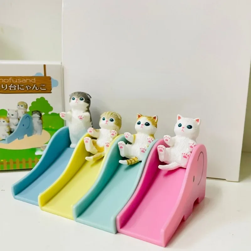 1PC Cat Park Series PVC Cat Slide Action Figure - Random Color Cute Display Or Play Toy