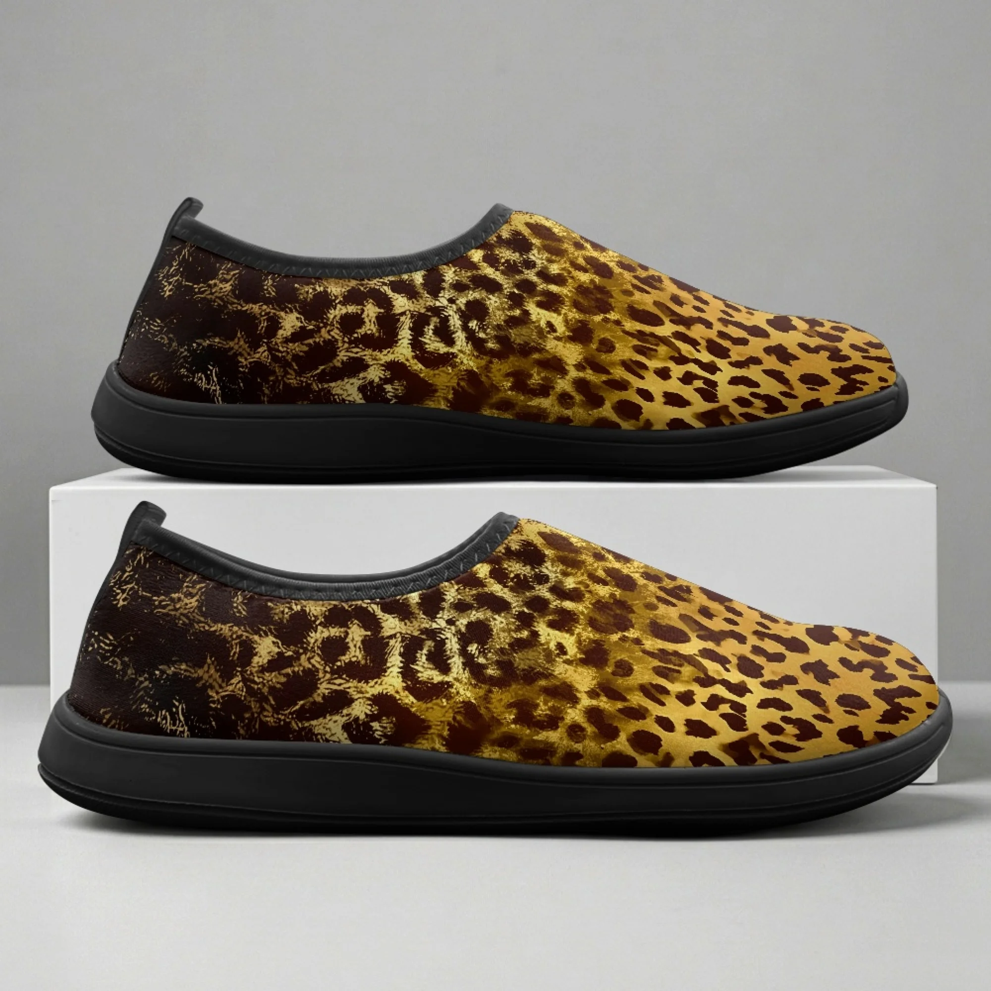 

XIXIRIMIDO Slip-on Wide-toed Shoes Leopard Print Men's Breathable Mesh Shoes Womens Fashion Summer Sneakers Walking Shoes 36-46