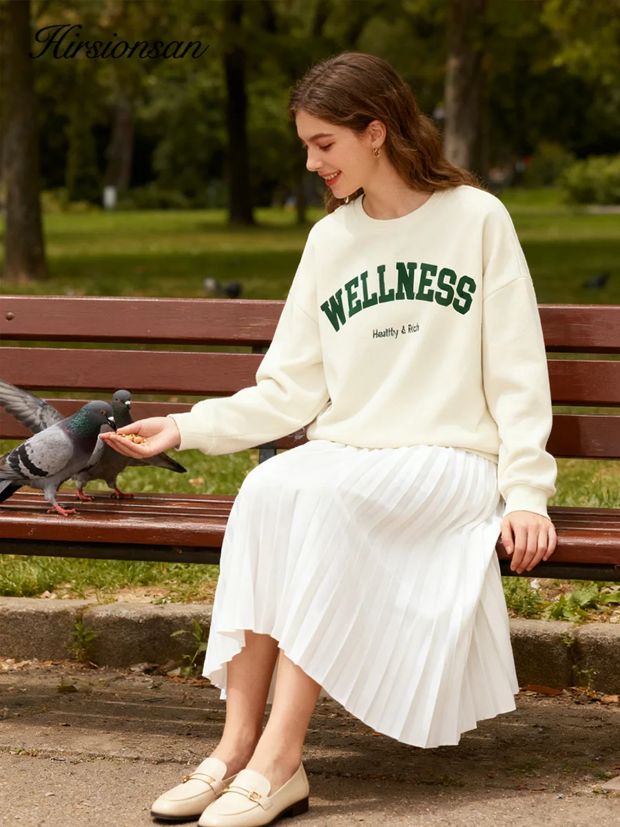 

Hirsionsan O-Neck Fleece "WELLNESS" Colourful Letter INS Sweatshirt Women 2025 Fall New Arrival