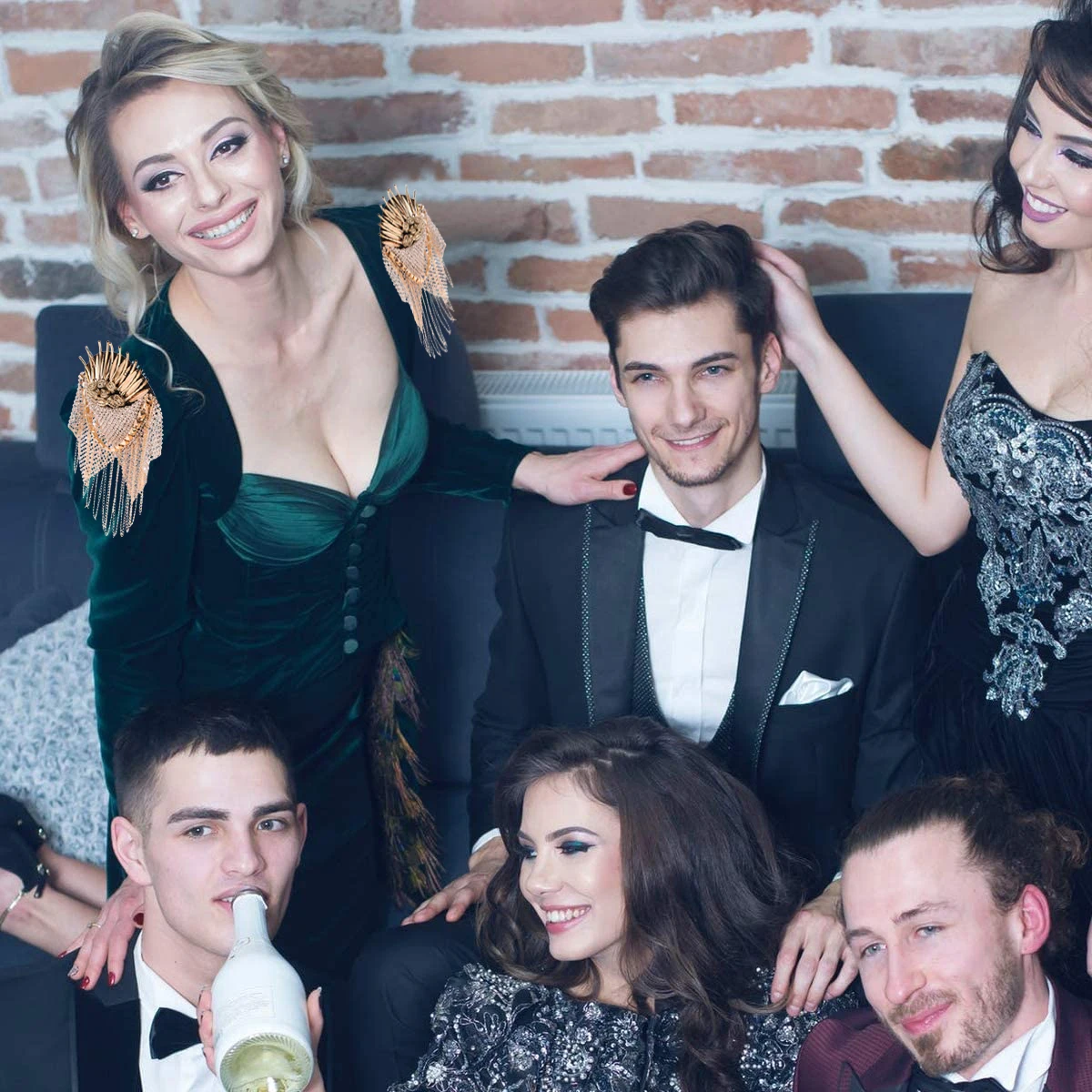 

1 pc Chest Pin Epaulets Tassel Decor Cool Shoulder Board Fringe Epaulet Fashion Durable Stylish Accessory Gift Handicraft Sewing