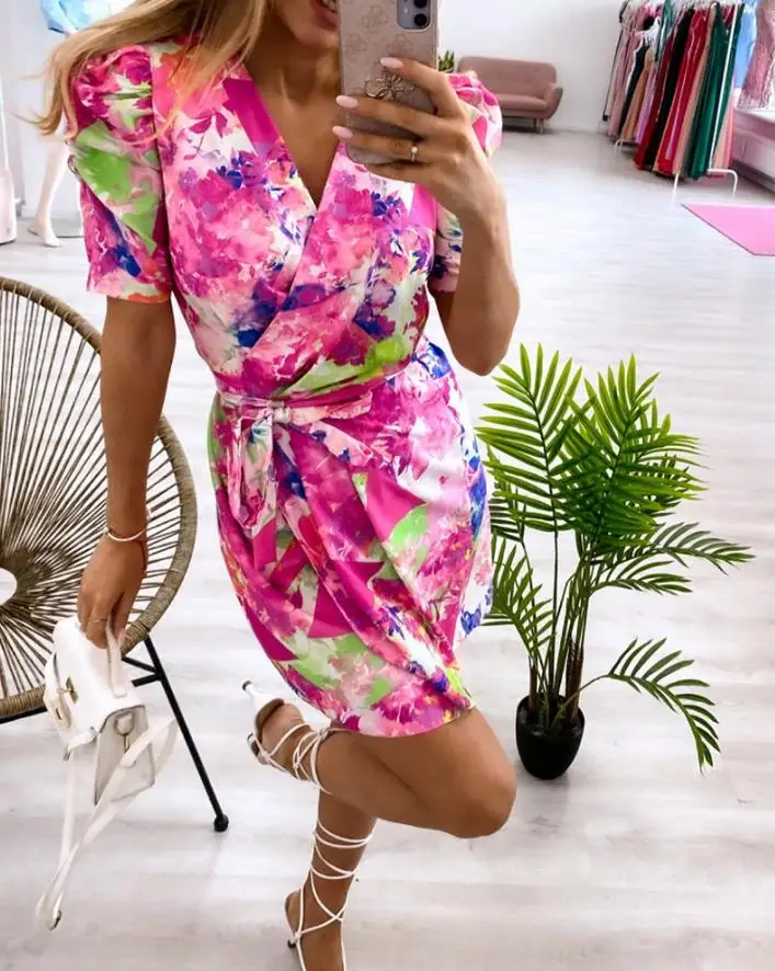 Vestido de manga corta con estampado Floral para mujer, prenda Sexy con cintura anudada y cordones, bohemios, cuello en V, primavera 2024