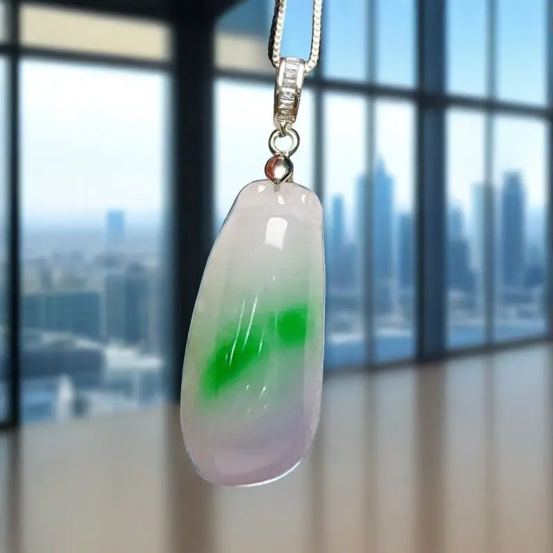 

Myanmar Laokeng jadeite natural waxy ice melon pendant jade material ice transparent water moisturizing the same popular