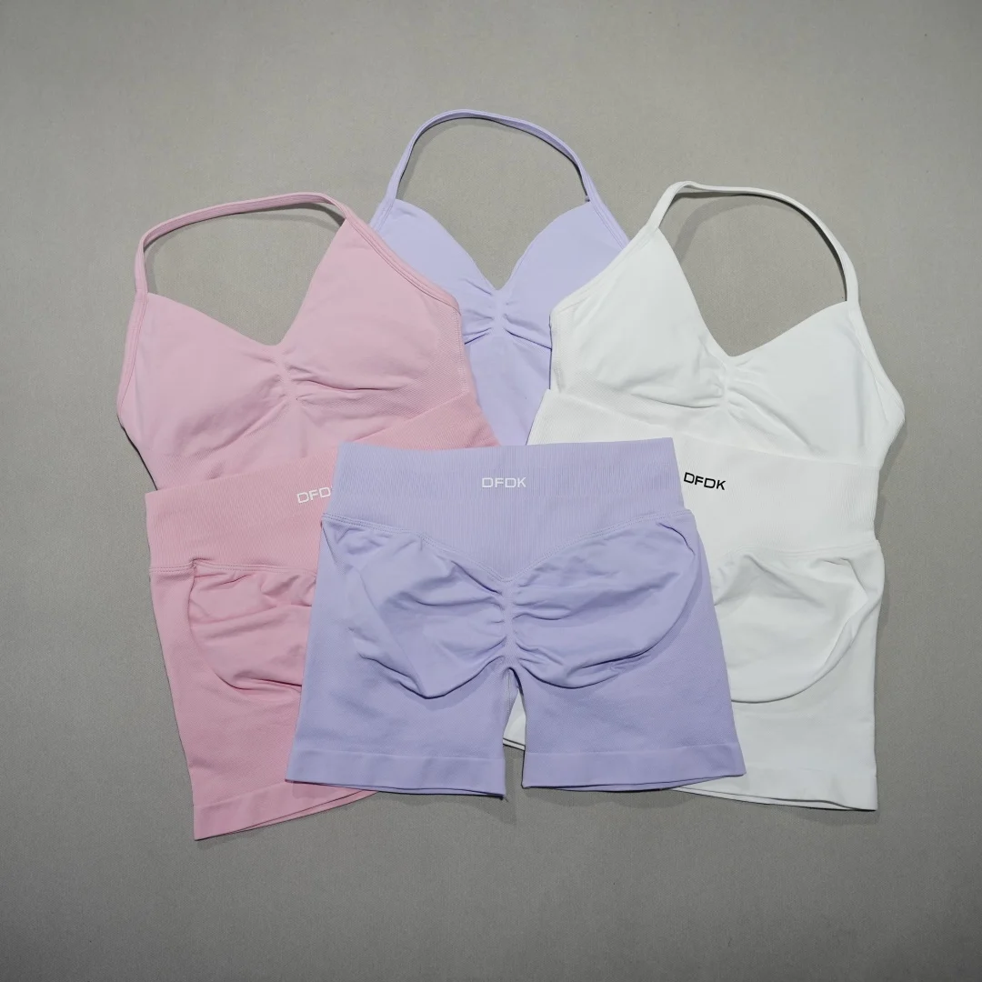Ensemble d'entraînement 2 pièces pour femme DFDK, débardeur de yoga dos nu, short moulant sans couture taille haute, vêtements de sport et de fitness