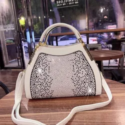 Large Capacity Textured Fashion Square Bag Glitter Shiny Diamonds Women's Handbag High Quality Shoulder Messenger Bag Lady Purse