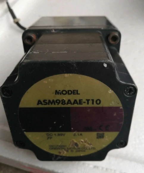 ASM98AAE-T10   STEPPER MOTOR , In good working condition, free shipping