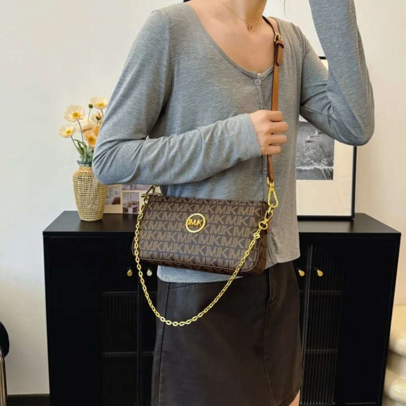 

High-End Women's Shoulder Bag Made Of Cherry-Patterned Leather Boasting Ljubljana Vintage Lightweight Soft Daily Look​