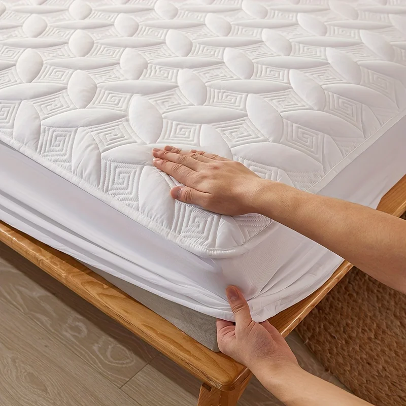 

1 шт., простая однотонная сетка лабиринта с белым тиснением, кровать со спинкой, мягкая и удобная, можно стирать в машине,