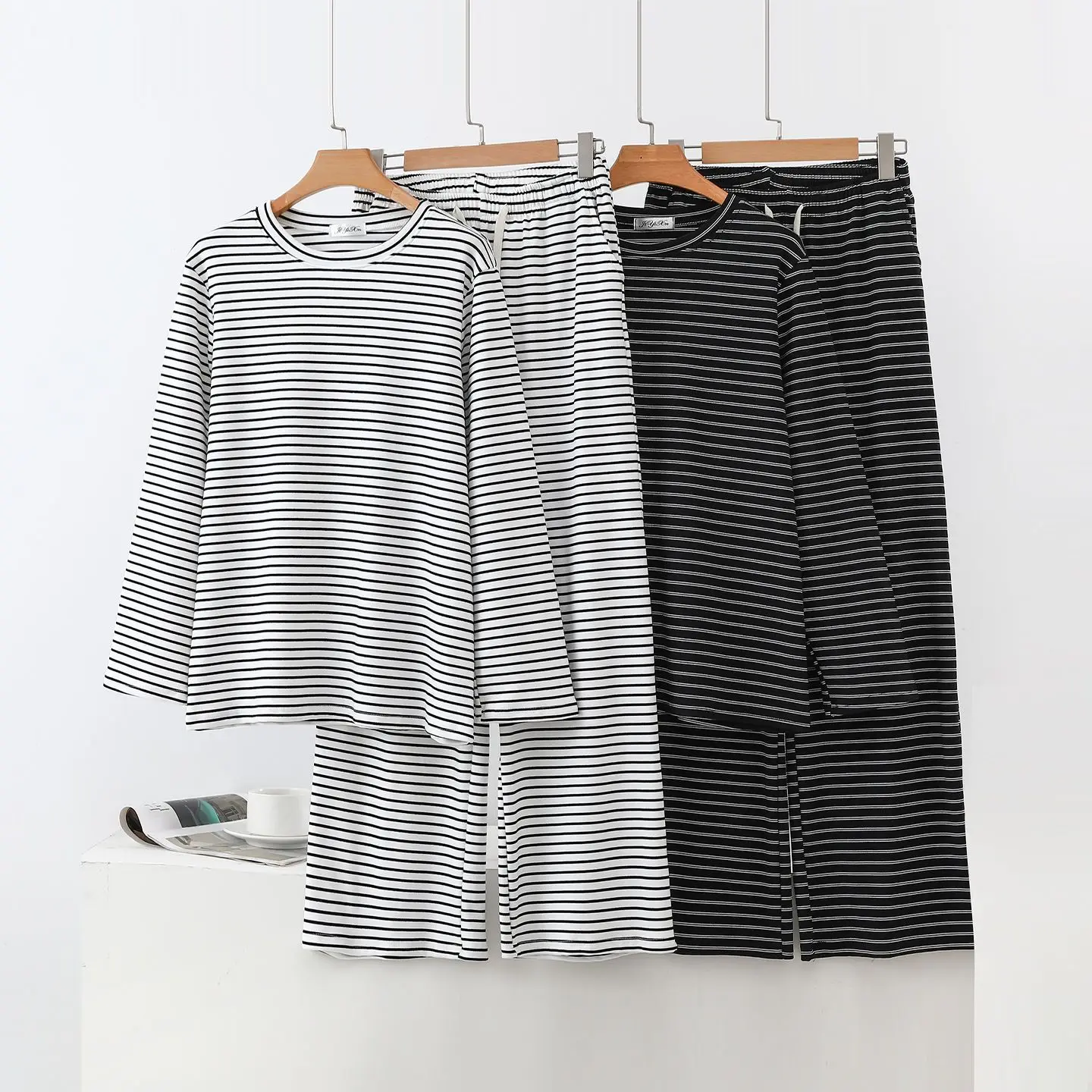 plus Size Ladies' Double-Faced Fleece T-Shirt And Wide Leg Pants Set Home Clothes Black White Stripes Long Sleeve Two-Piece Set