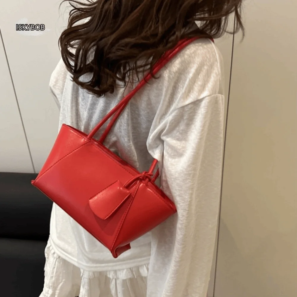 

Ins Style Stylish Solid Color Tote Bag Luxury High-end Pu Leather Shoulder Bag Casual Leisure Women's Underarm Bag Outfits