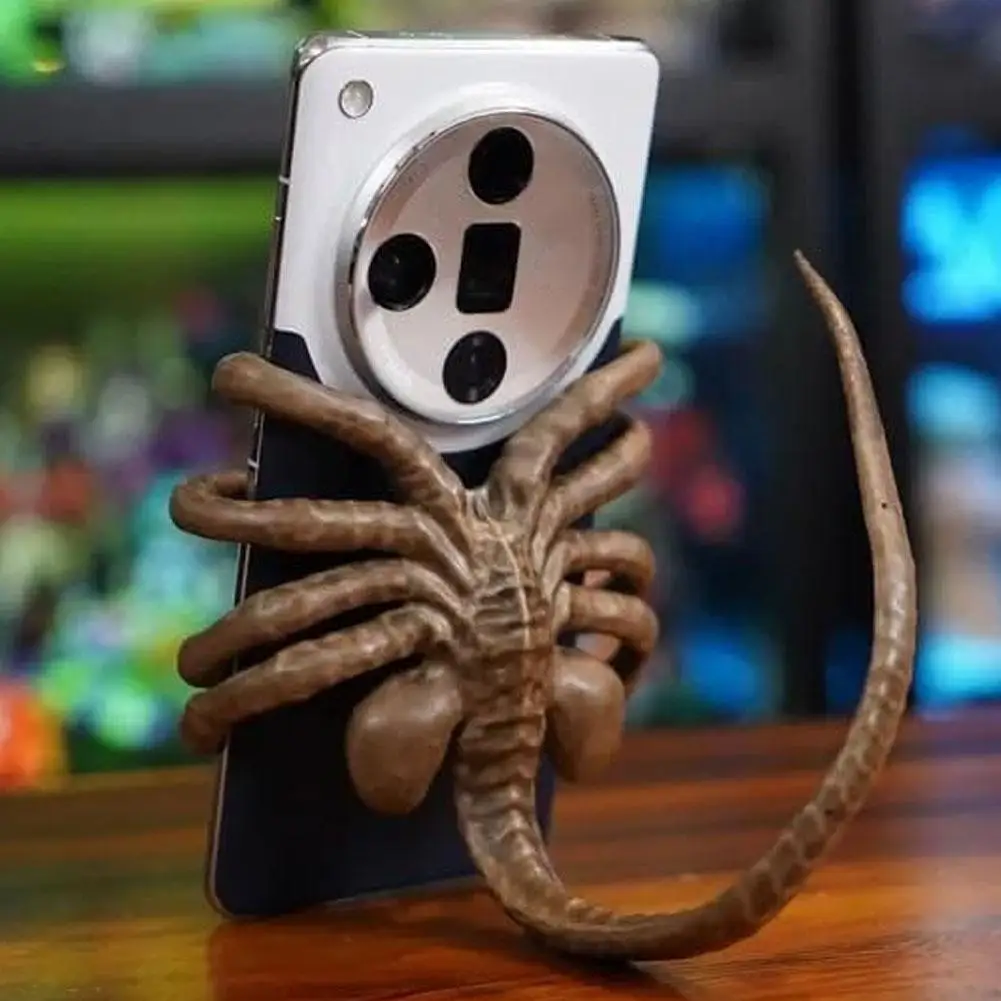 Romulus Phone Holder Facehugger Phone Holder Halloween Horror Decoration Props Desktop Phone Holder Stand