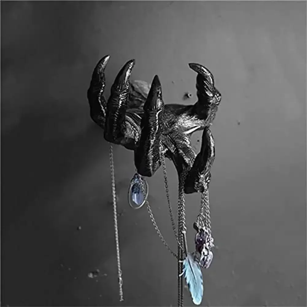 Gothic Witch\'s Hand Statues Creative Resin Ornament Aesthetic Wall Keys Hanging Rack Bag Hangers Wall Art Sculptures Home Decor