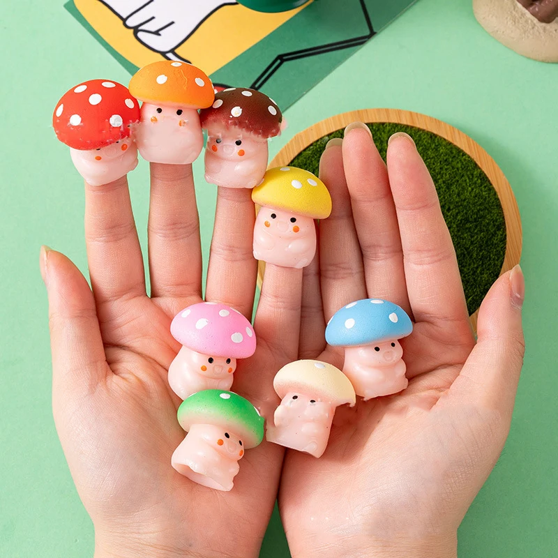 5 pièces/sac mignon amusant petit champignon pincement jouets pour enfants adultes soulagement du Stress ventilation champignon légumes presser Fidget jouets