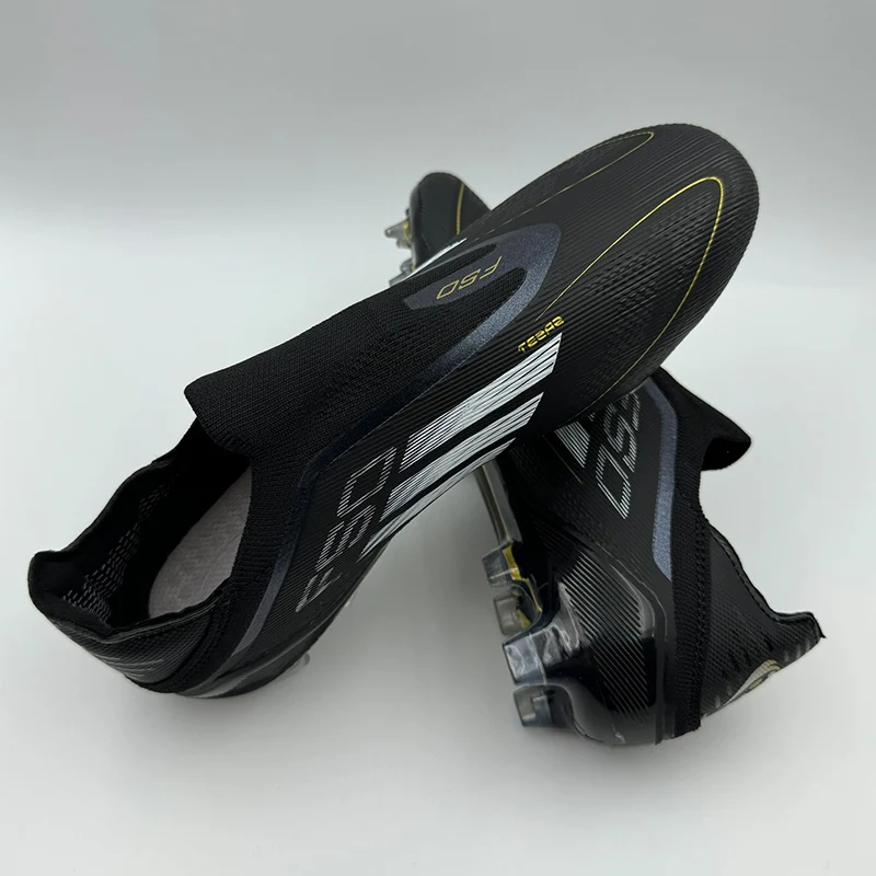 

Men Football Field Boots Cleats Fast Soccer Shoes Society Cleats Football Shoes Training Outdoor Sneaker High Quality Original