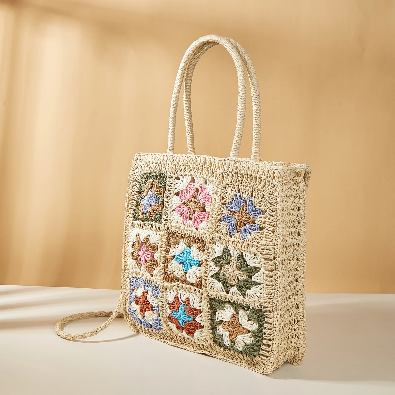 

Woven Straw Bag with Multicolor Floral Patchwork - Stylish Square Crossbody Bag for Women, Ideal for Summer Holidays & Vacations