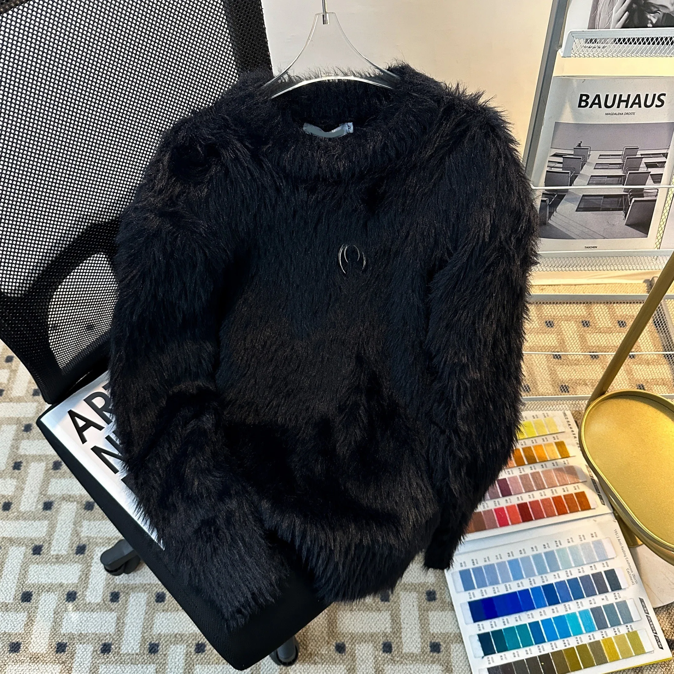 

Мужской вязаный пуловер в американском ретро-стиле с круглым вырезом и подплечниками, свободный повседневный крой, весна-осень