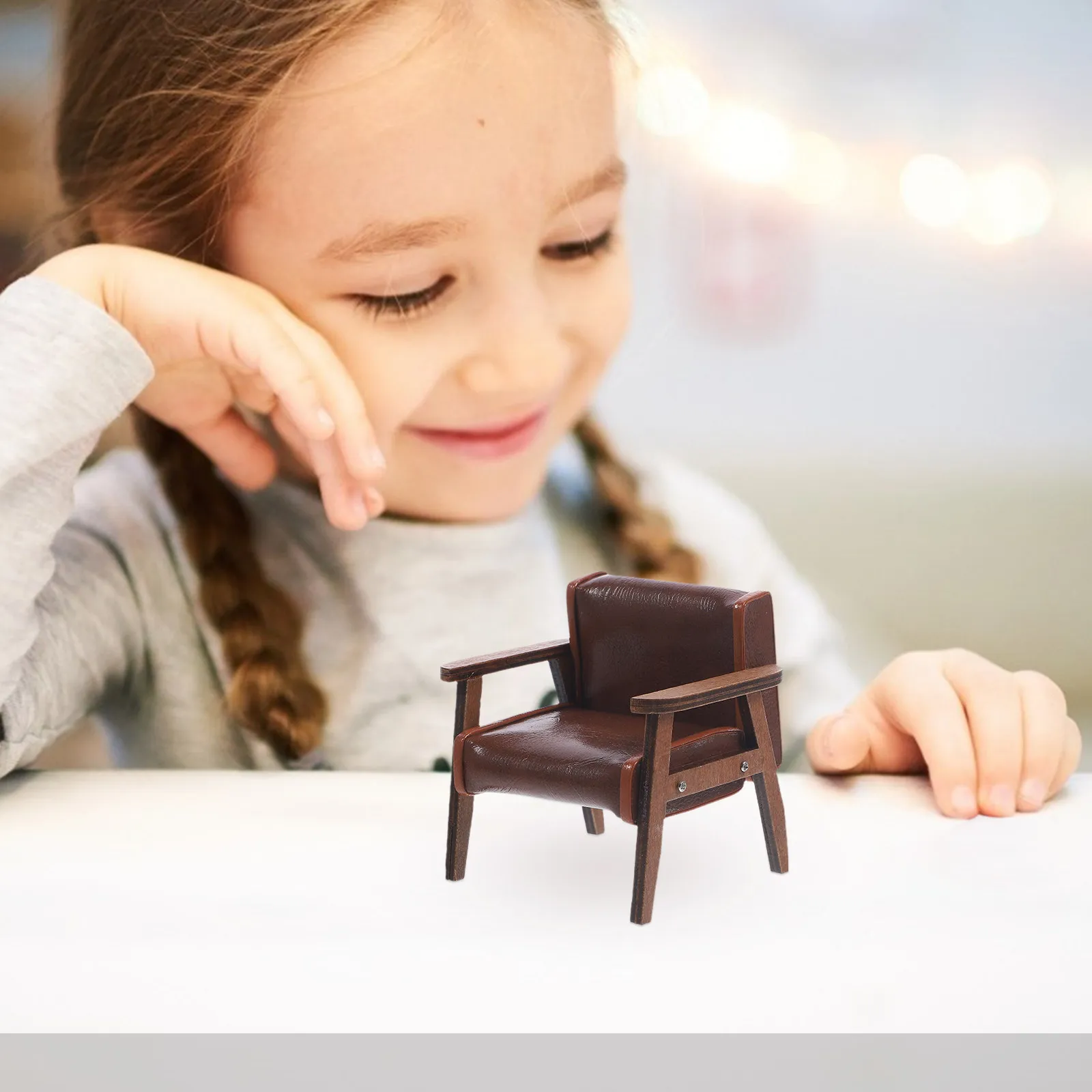 

Miniature Wooden and PU Sofa Chair Vintage Tiny Furniture Mini House Supplies Miniature Sofa Chair Adornment
