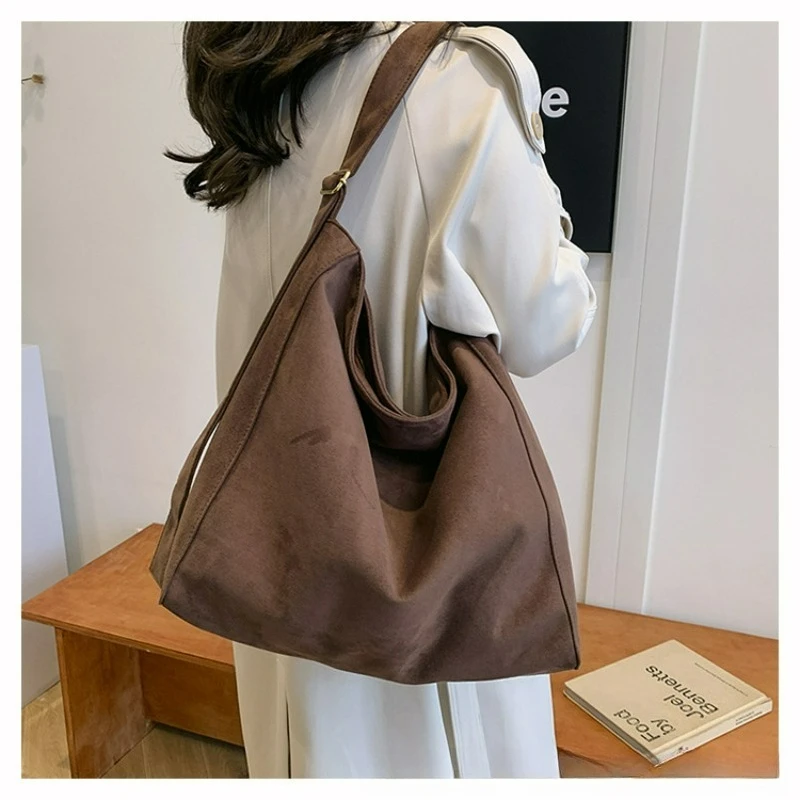 

Suede Tote Bag for Women 2025 New Large Capacity Fashion Simple Shoulder Bag for Daily Commute