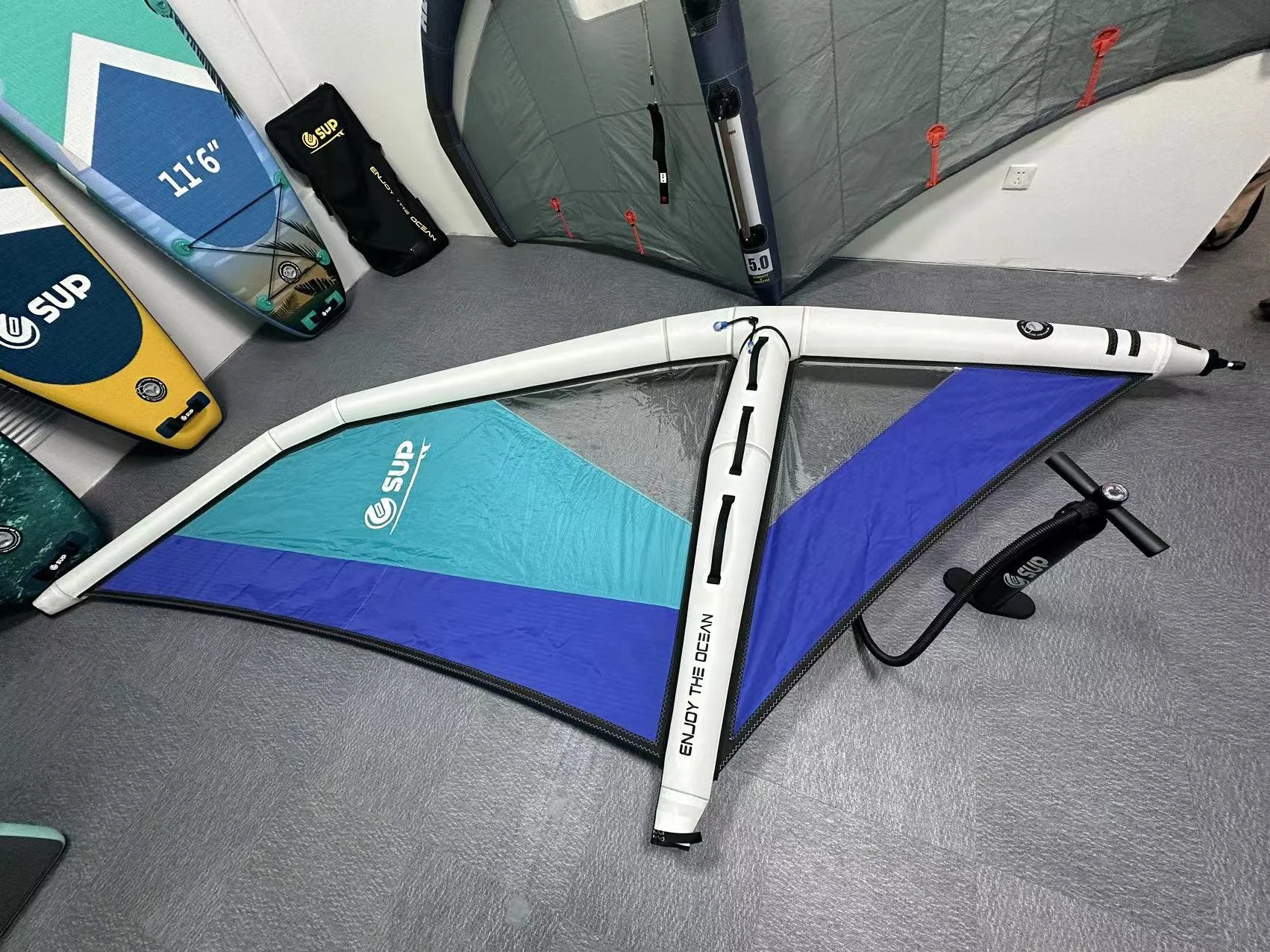 Opblaasbaar dubbellaags Kite Surf SUP-board met Premium Wing Sail-Blue Dropstitch PVC