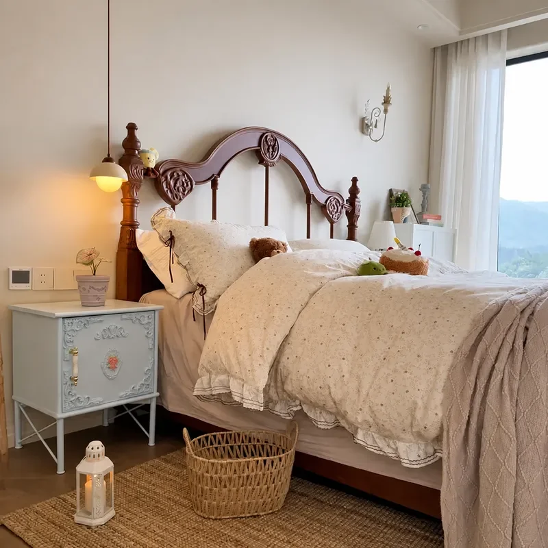 Retro Solid Wood Carved Princess Bed Light Luxury Neoclassical 1.8m Master Bedroom Double Windsor Bed Country Style Furniture