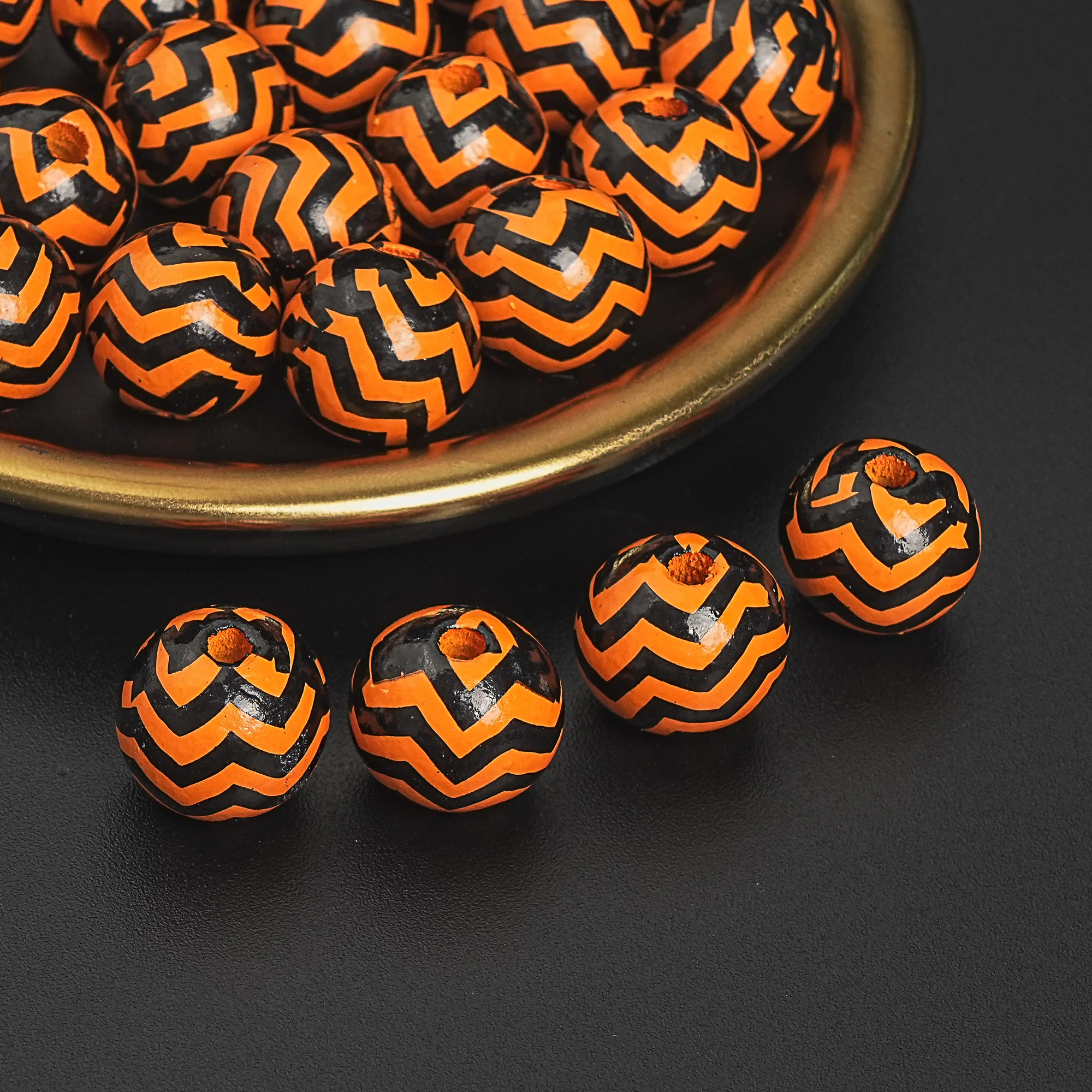 5 sztuk Halloween drewniane koraliki okrągłe koraliki dystansowe Ripple Craft polerowane kolorowe drewniane koraliki do dekoracji biżuterii DIY 16MM