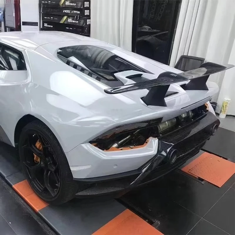 

Suitable for LP610 rear wing modification carbon fiber rear spoiler fixed wing auto parts