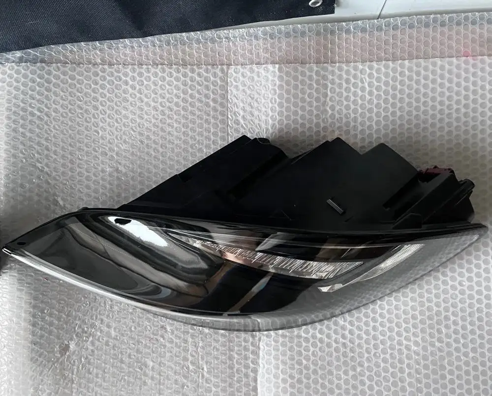 Custom Clear Lens Tail Light for Porsche 981 Boxster Cayman 2013-2016 Black Housing Venom Style
