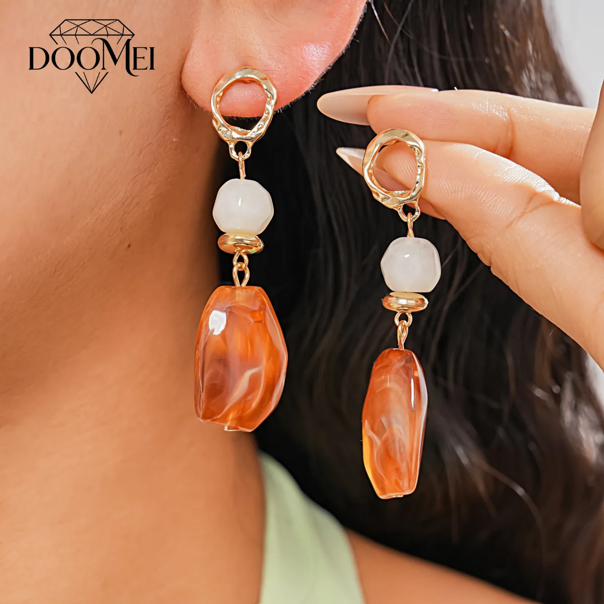 DOO MEI Boho Irregular Swirl Resin Bead Dangle Earrings for Women  Multi‑bead Drop Earrings Retro Daily Beach Vacation Jewelry