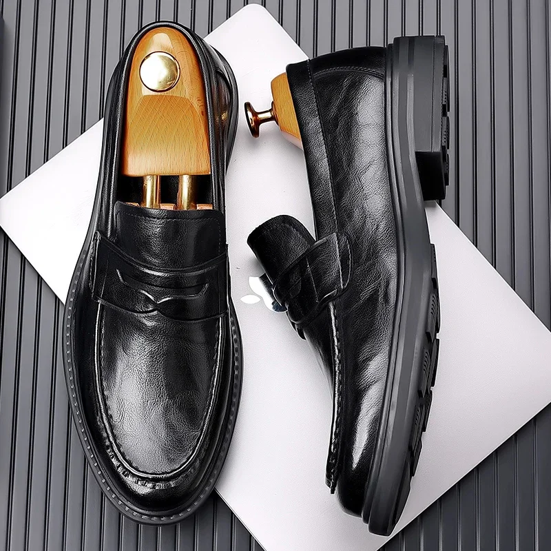 2024 Luxury Brand Business Leather Shoes Loafers for Men Thick Soled Shoes Man Moccasin Handmade Slip on Dress Shoes Men Party