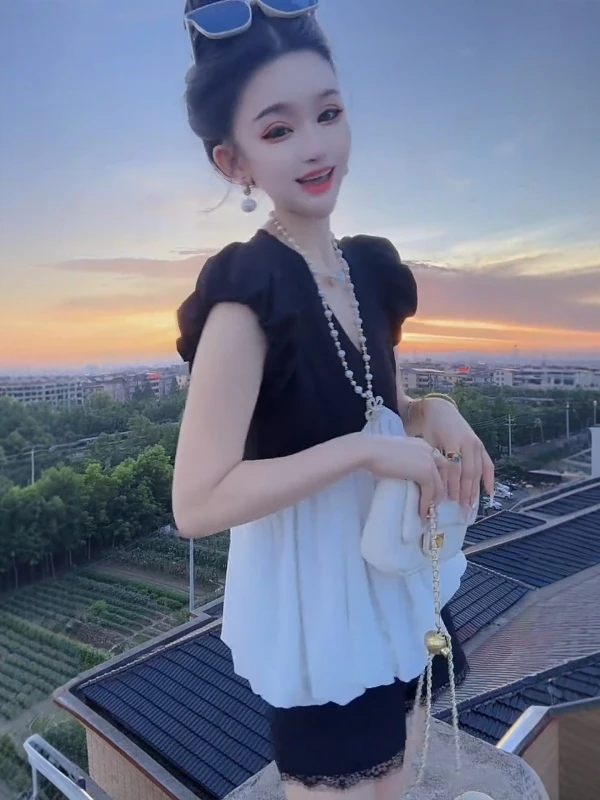 

Fashionable Color Block V-Neck Bubble Sleeve Vest Top Summer New Design Versatile Short Sleeve T-Shirt Korean Style Loose Fit