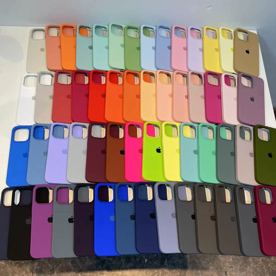 Original Liquid Silicone Phone Case for iPhone 16 15 14 13 12 11 Pro Max Apple Cases for iPhone 11 13 15 16 Plus Full Logo Cover