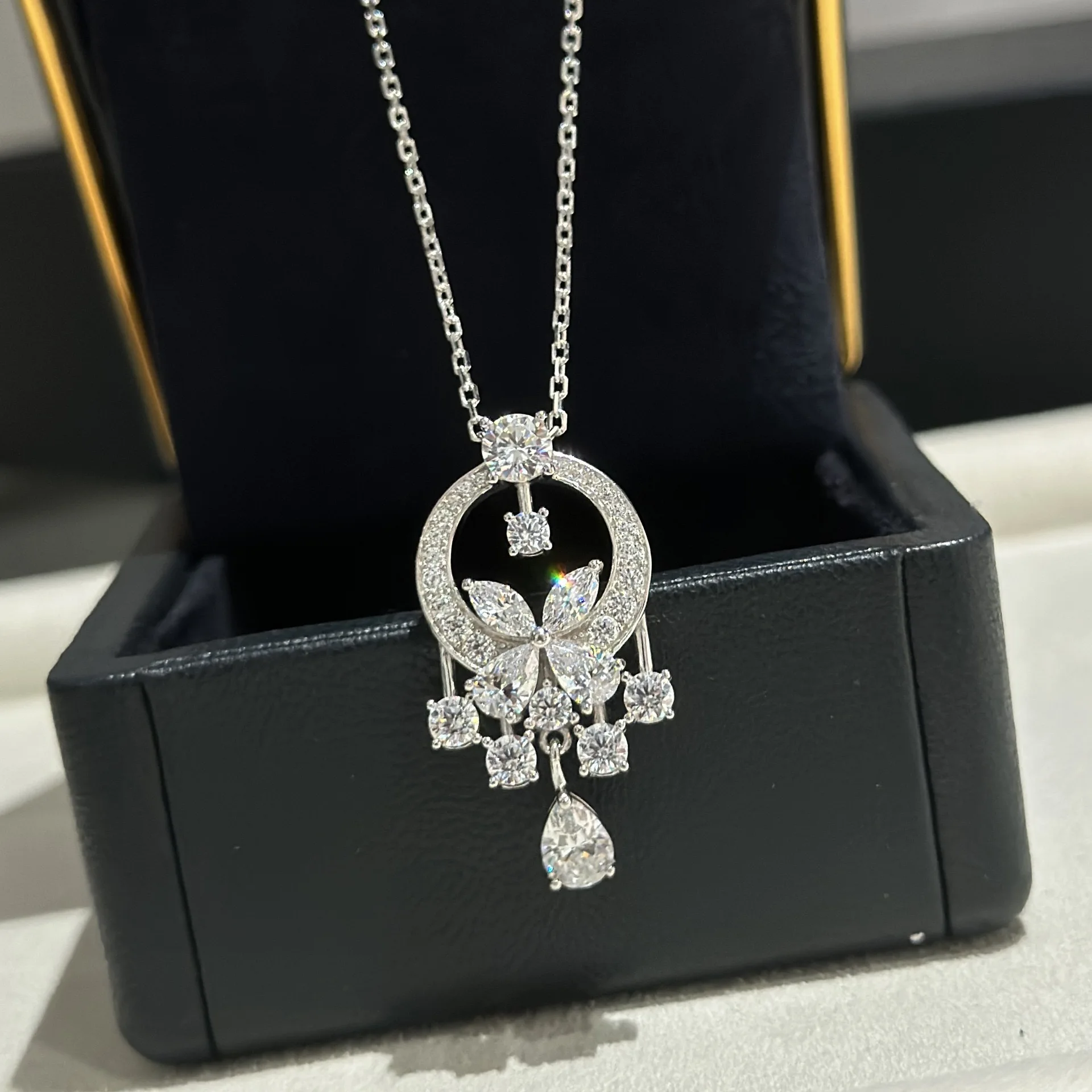 

2024 New Trendy Popular Brand Anniversary Commemorative Gift Jewelry Women's Pure 925 Silver Butterfly Necklace Elegant Party