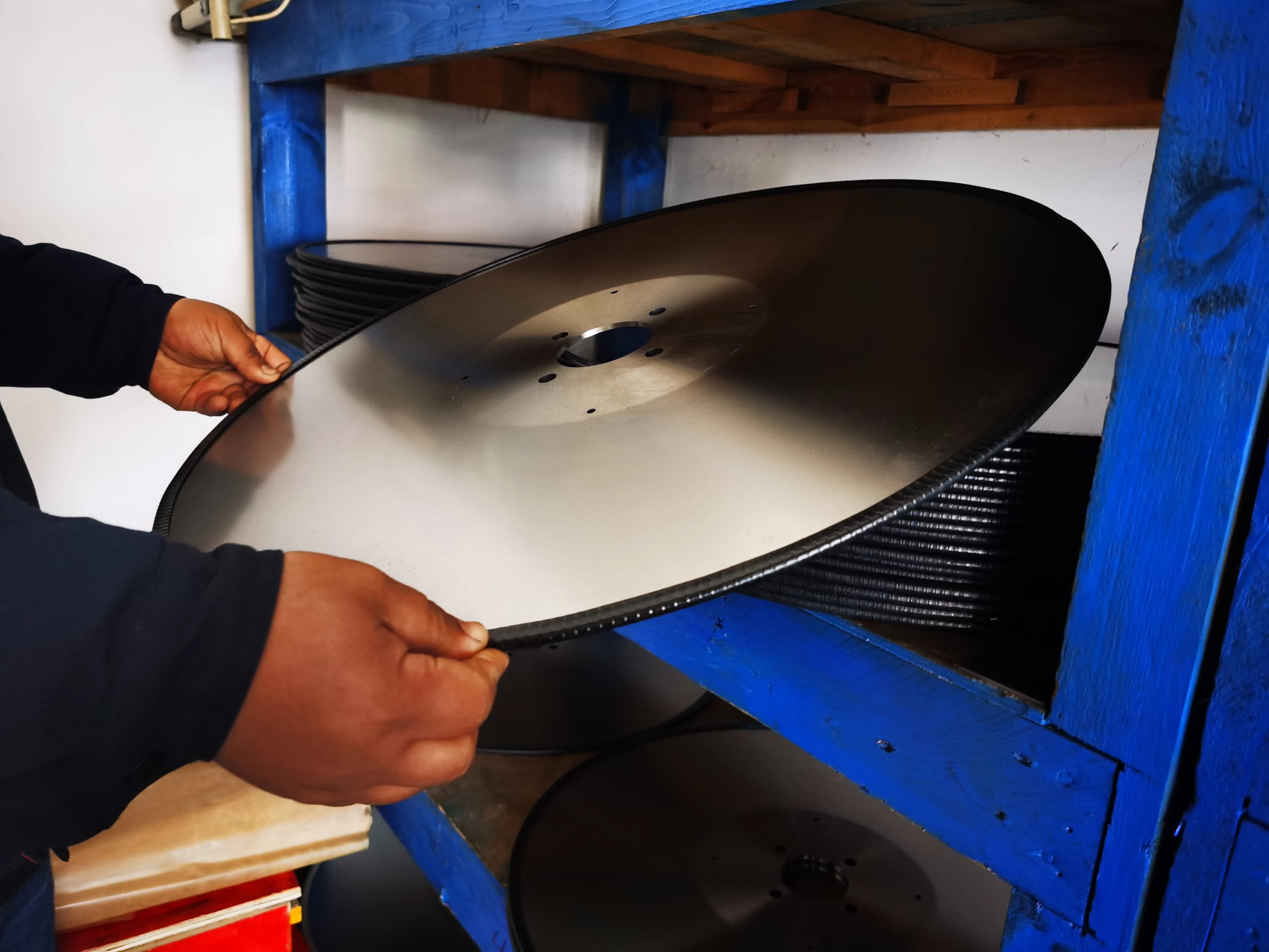 

610mm Log Saw Blade Tissue Toilet Paper Cutting Blade