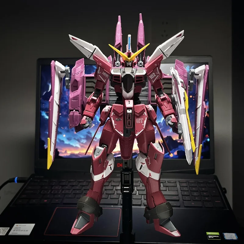 

MD Studio Aslan Justice 2.0 MG 1/100 Scale Plastic Model Kit - Posable Mechanical Action Figure with Articulated Joints