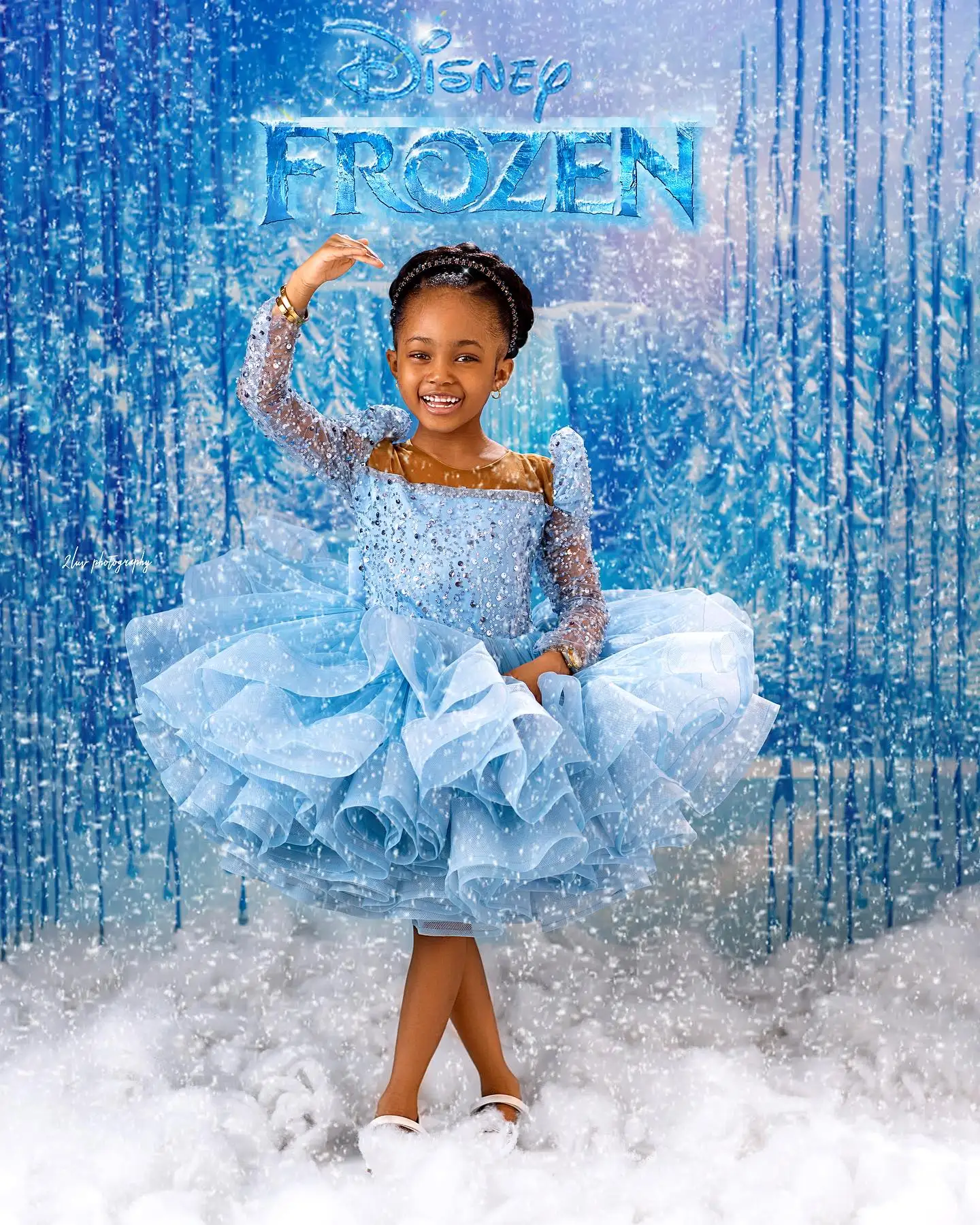 

Customized Sky Blue Flower Girl Dress For Wedding Sequins Shining Tulle Beaded Puffy Birthday Children First Communion Gowns