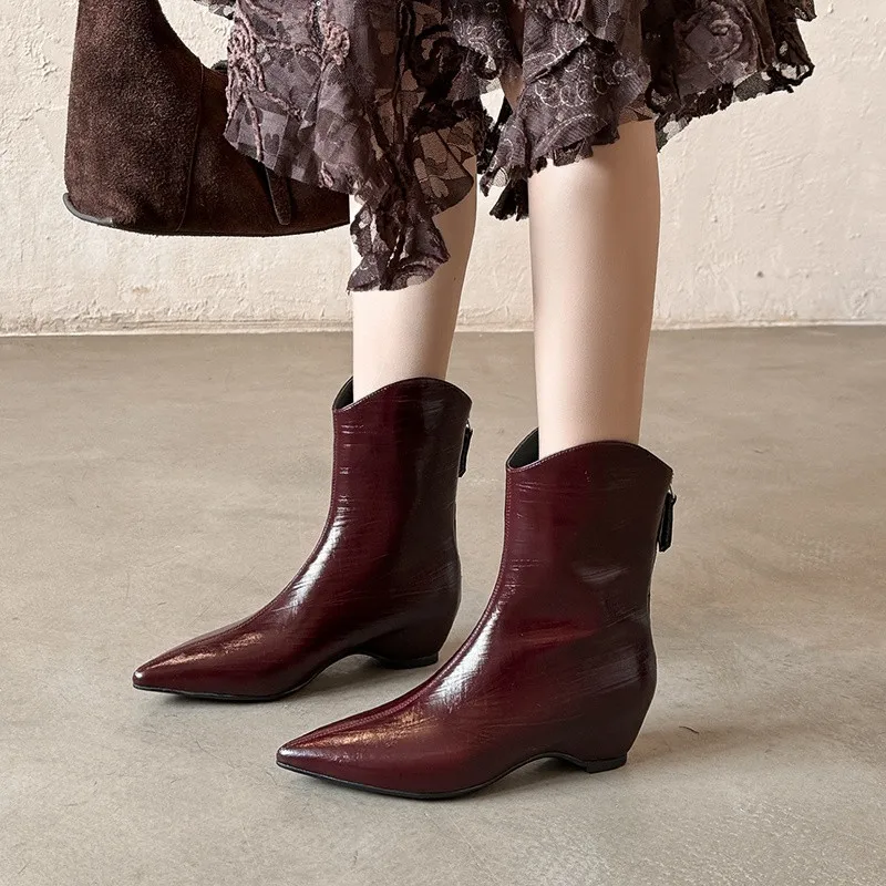 New Autumn Winter Split Leather Women Boots Pointed Toe Boots for Women Fashion Ladies Shoes Internally Elevated Chelsea Boots