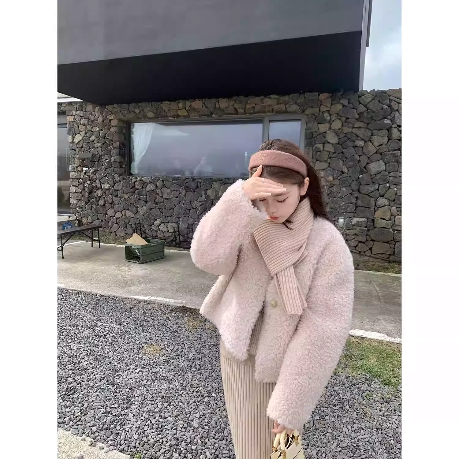 

Классическое винтажное свободное женское пальто с мехом ягненка AHY 25, осенне-зимнее пальто, теплый однотонный длинный свеч V-Ne на пуговицах ort Sle