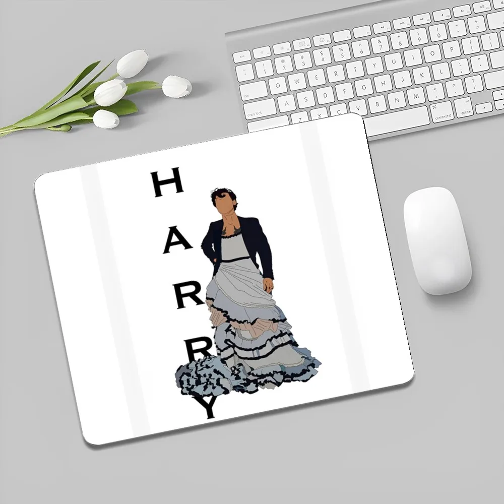 H-HaRRy S-styles Rubber Small Thickened Mouse Pad Gaming Keyboard Table Mat Office Supplies Room Decor for PC Mouse Carpet
