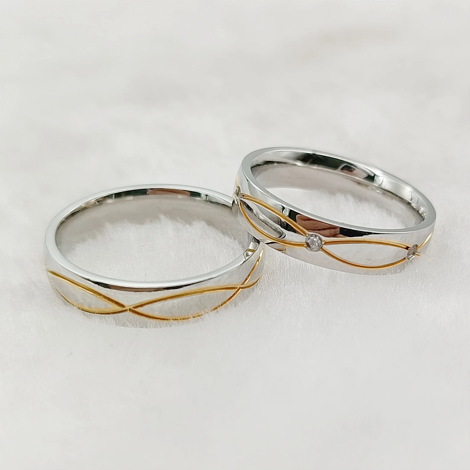 Minimalist Thin Wedding Rings for Women Delicate and Elegant Golden Pattern Stainless Steel Couple Rings Valentines Gifts
