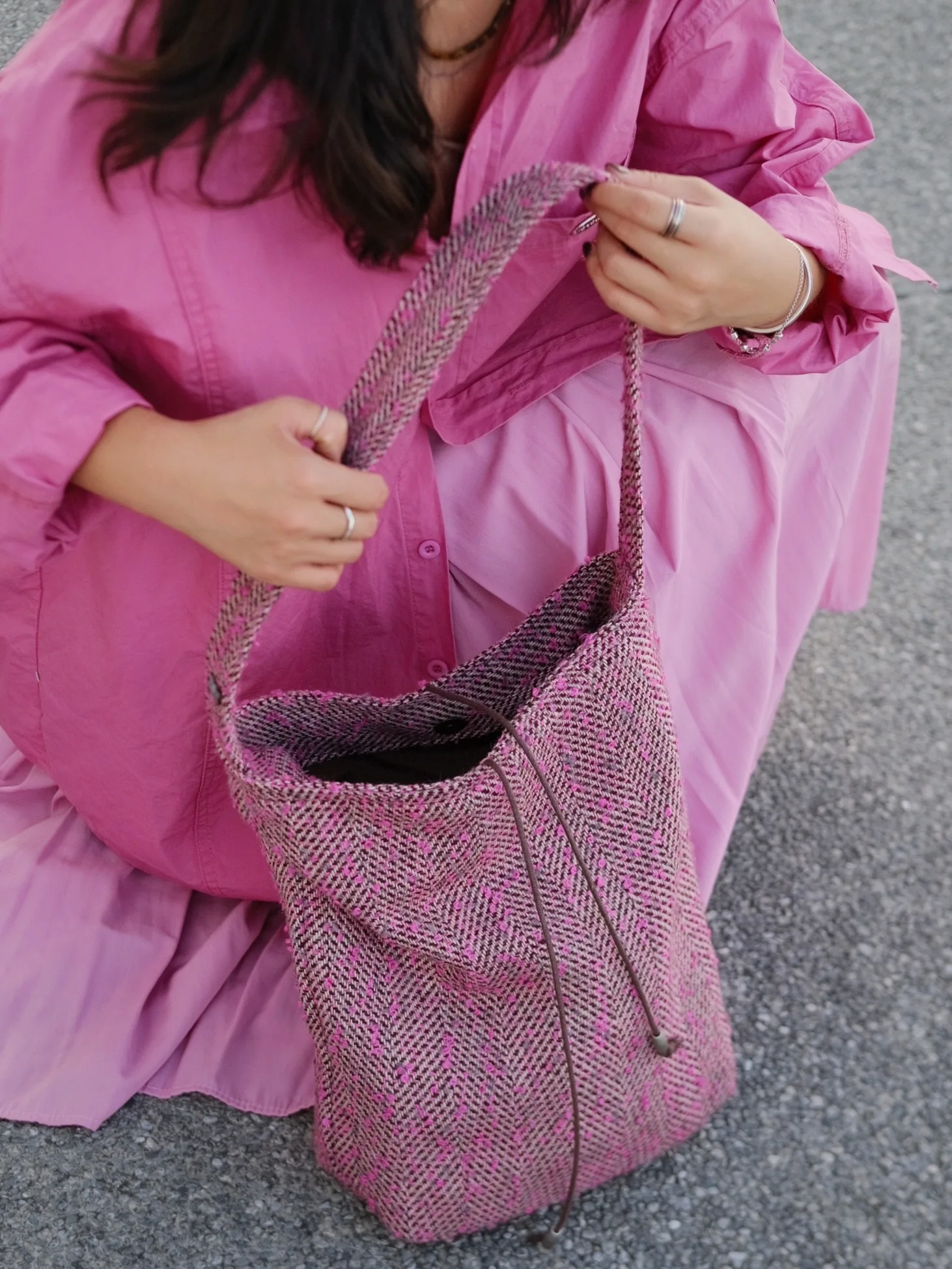 

2026, осенне-зимняя женская сумка из чистого хлопка и холста, в форме ведра, контрастная шерстяная шерстяная простая повседневная сумка на плечо, модная