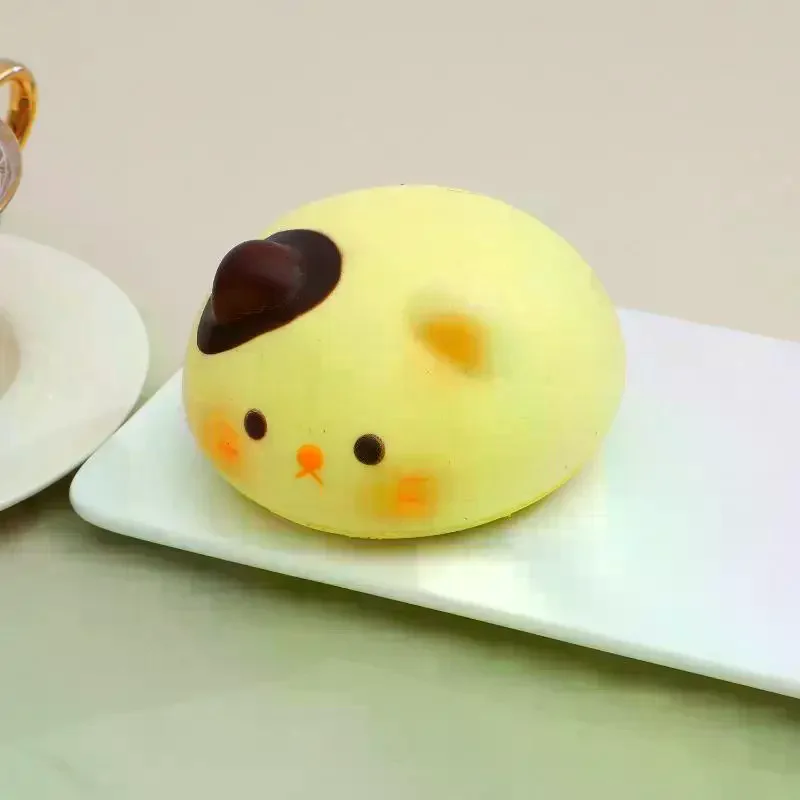 /GJ/Rebound Wet Soft Simulation Bread, Creative, Cute, Kneaded, Happy, Stress Relieving, Venting Desktop Ornament Slow