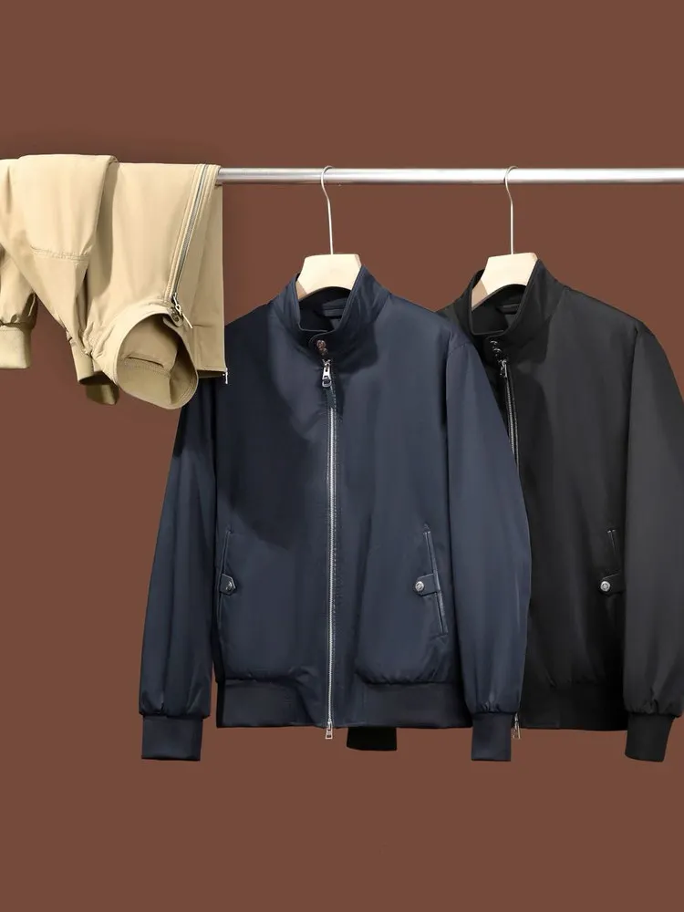 

Briti Classic Men's Tee-Proof Anti-Wrinkle Luxury Quiet G9 Harlington Jaet Outerwear Stand Fit Zipper Decorated Iron...