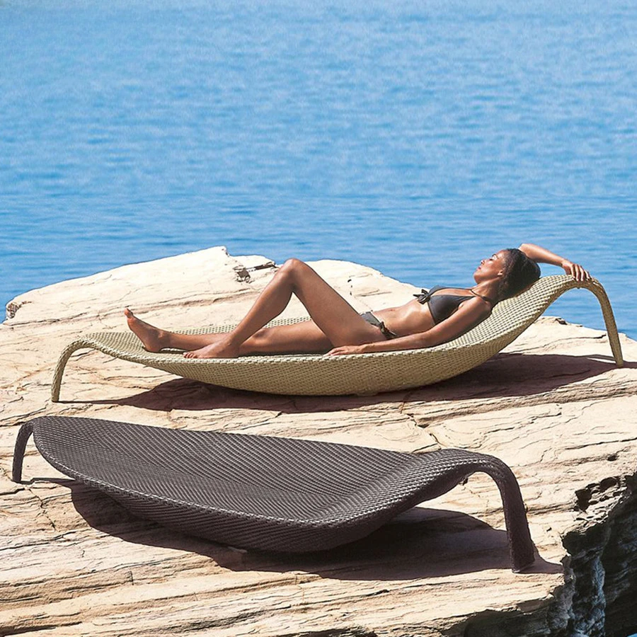 

Кровать для отдыха на открытом воздухе с листьями, отель, балкон, кресло для отдыха из ротанга, уличная вилла, бассейн, водонепроницаемый шезлонг из ротанга