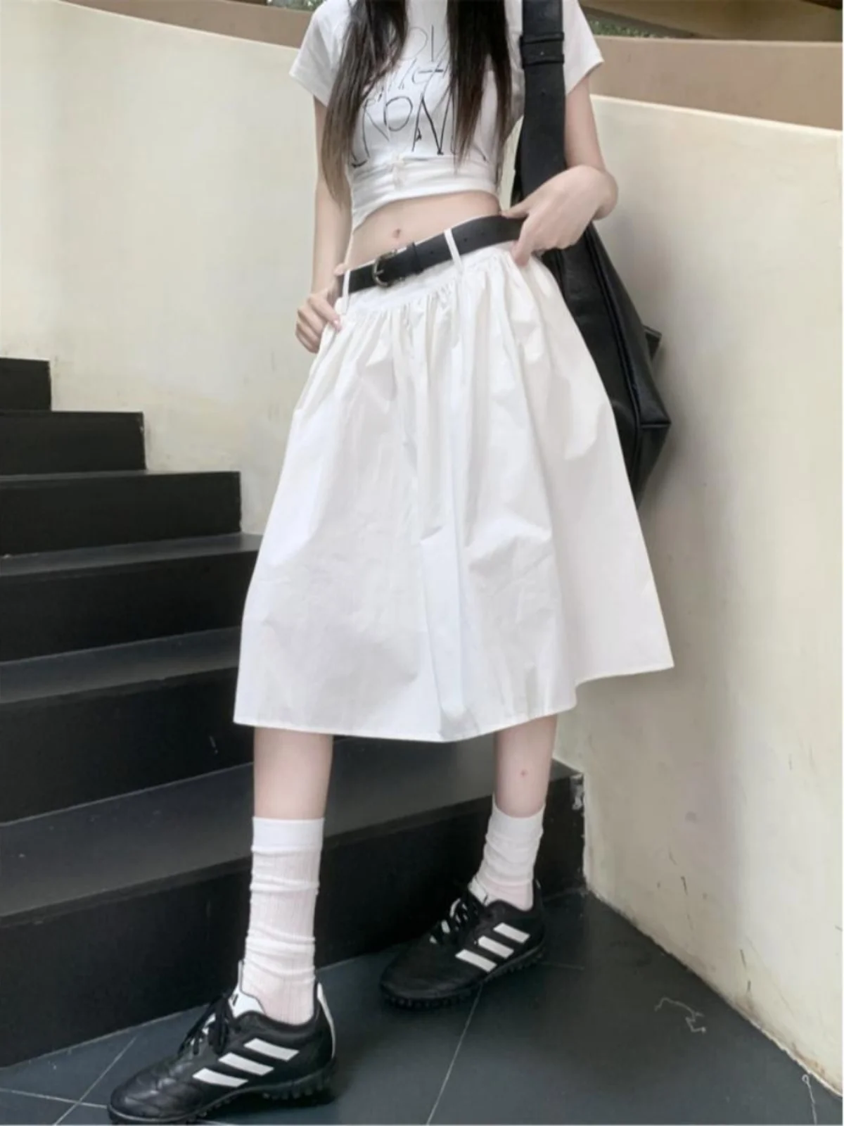 

Белая юбка А-силуэта с высокой талией, женская, весенняя, новая, стройнящая, в корейском стиле, для колледжа, для повседневной носки, простая юбка