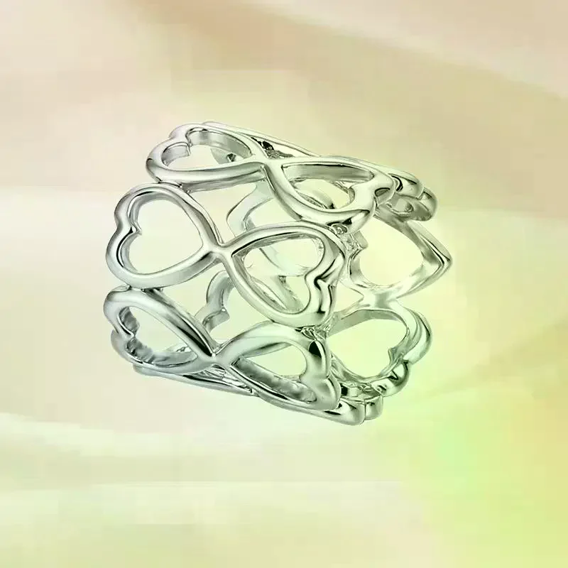 1/4Pcs Alloy Circle Scarves Brooch Pins Metal Heart Hollow Out Silk Scarf Buckle Ring Clips For Women Girls Clothing Accessories - view 4