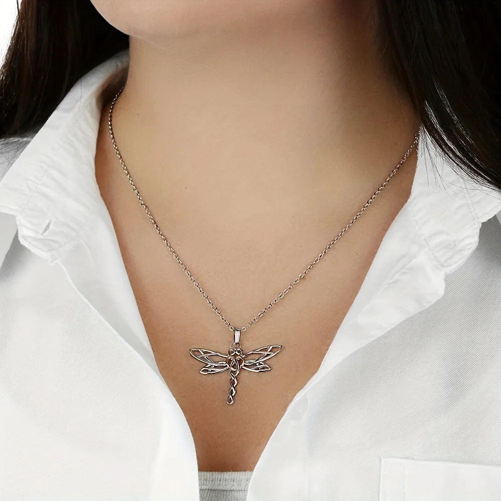 Creative Trendy Exquisite Dragonfly Pendant Necklace Stainless Steel Necklace For Girls Holiday Party Gift With Gift Box Card