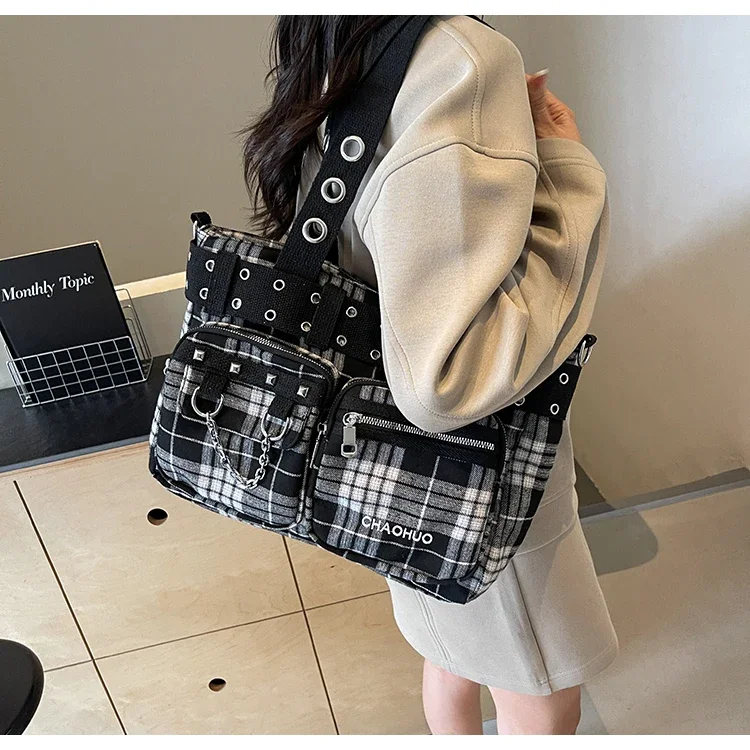 PU CHAINS Zipper Shoulder Bag Buckle Decorative Casual Women's Bags on Sale 2026 New Plaid Locomotive Style Women's Handbags