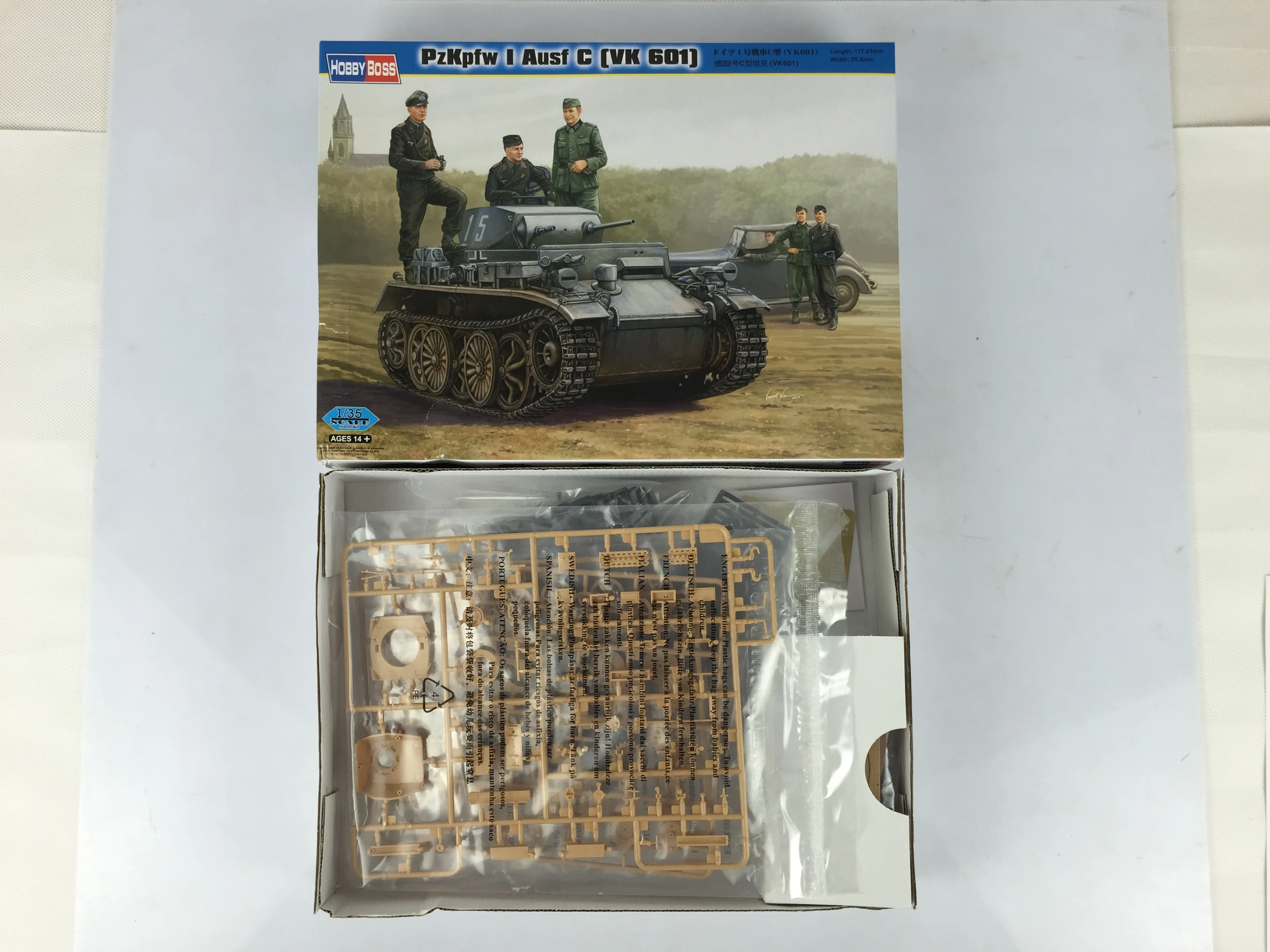 

Hobby Boss 82431 1/35 Немецкий танк PzKpfw I Ausf C (VK 601) — модель для сборки, бронемашина TH06442-SMT6