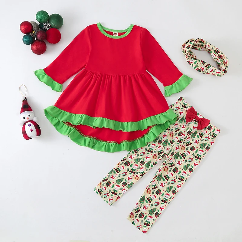 Kinder-Outfit, stilvolles, langärmliges Rüschenoberteil mit Rundhalsausschnitt, Weihnachtsmann-Schleifenhose, passender Schal für einen trendigen Look